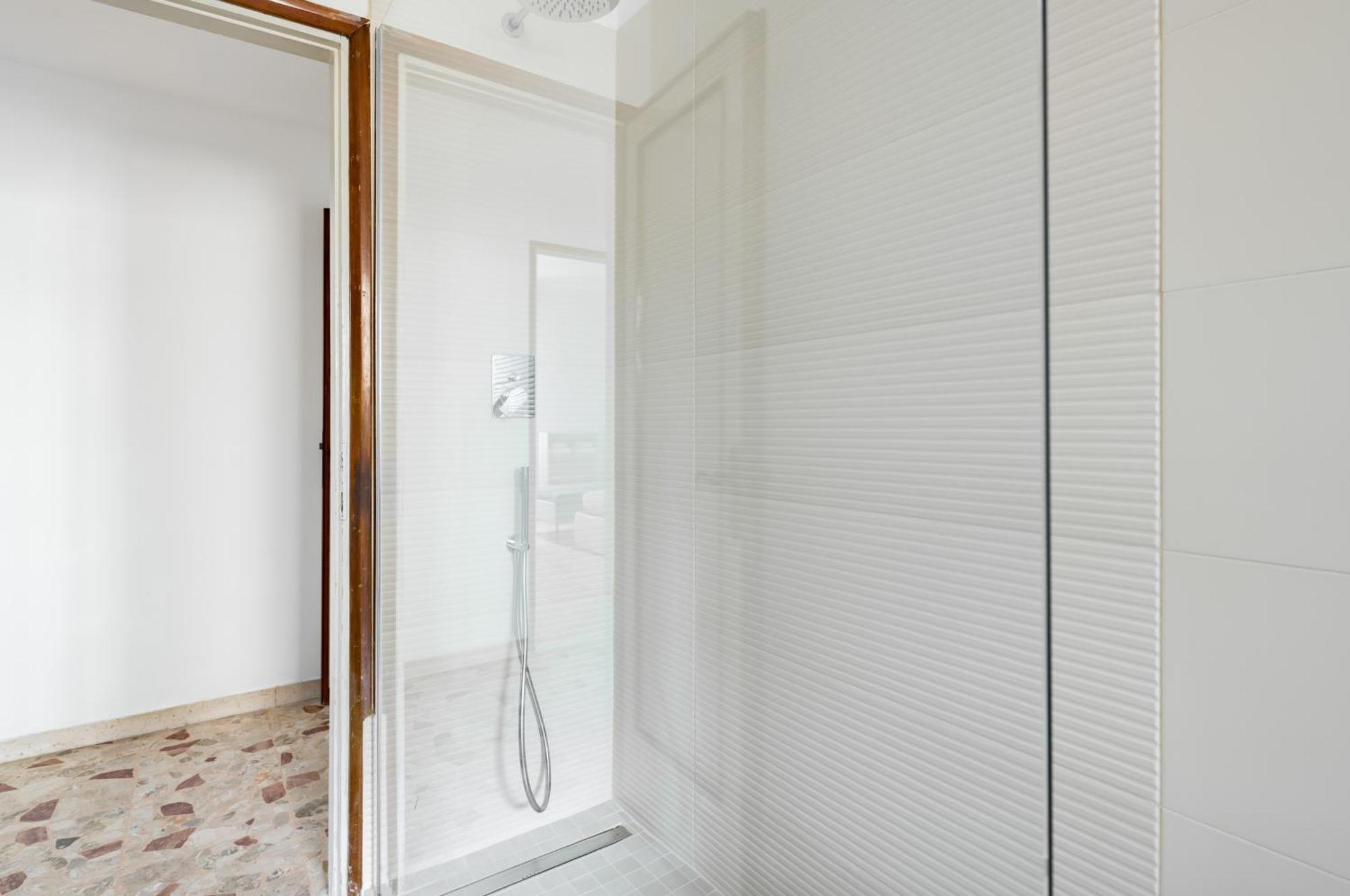 San Jacopino Roomy Flat With Balconies Florencia